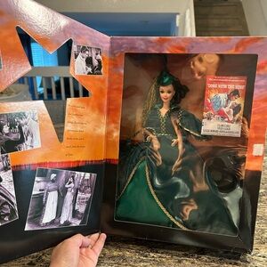Barbie Collectible Doll in Elegant Green Dress 
Scarlett O’Hara
